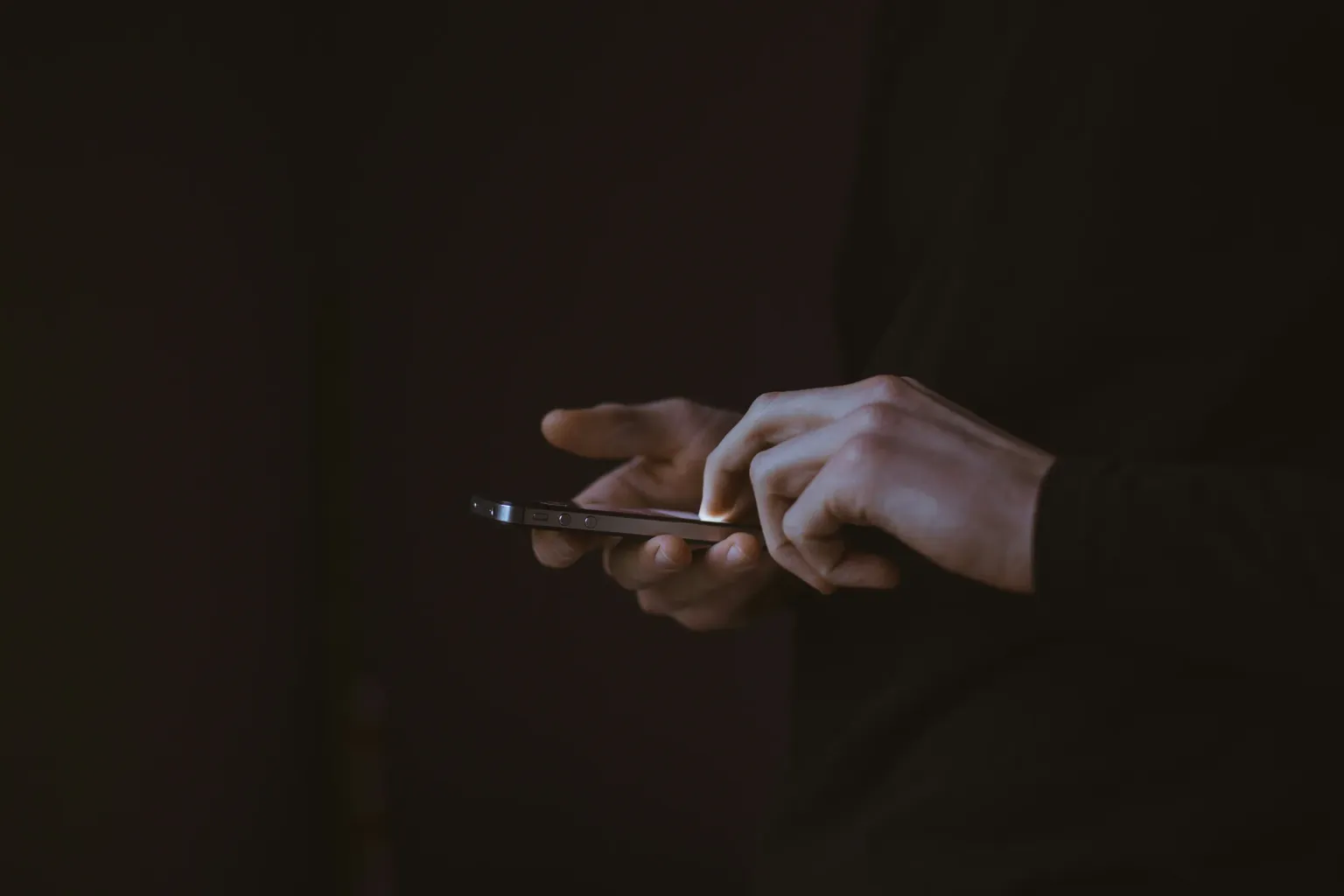 ResEcho on a smartphone — digital menu
