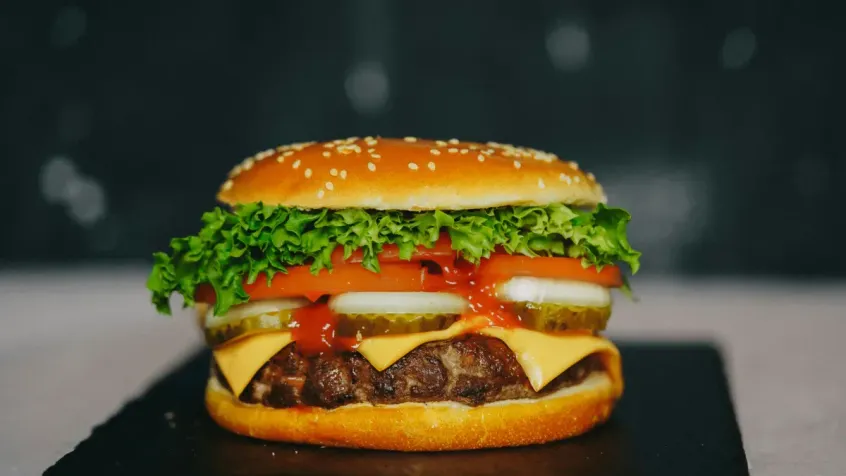 Cheeseburger Deluxe